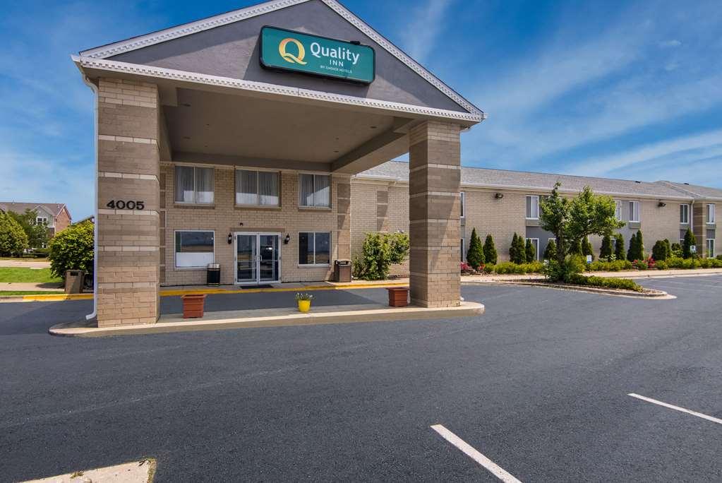 Quality Inn Aurora - Naperville Area Eksteriør billede